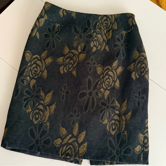 KASPER Embroidered Floral Witchy Dark Academia Goth Teacher Tweed Pencil Skirt - Picture 2 of 6